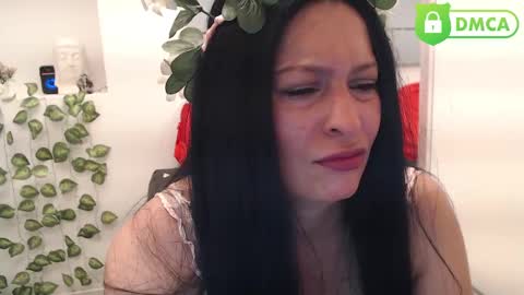 Eva Twiss online show from October 31, 12:50 pm