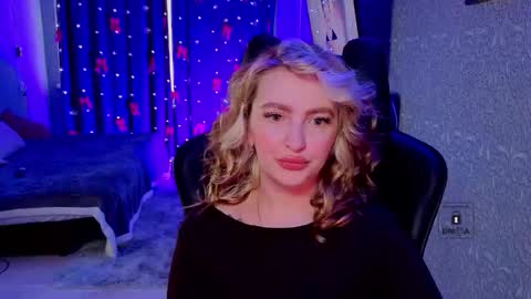 evavibe online show from February 27, 5:18 am