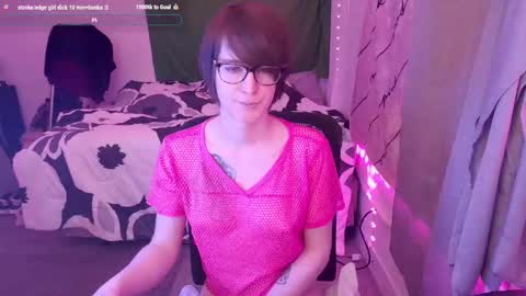 Snapshot of evavivi59 chatting on December 13, 5:16 am Vivi online show from December 13, 5:16 am