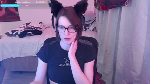 Snapshot of evavivi59 chatting on February 20, 3:34 am Vivi online show from February 20, 3:34 am