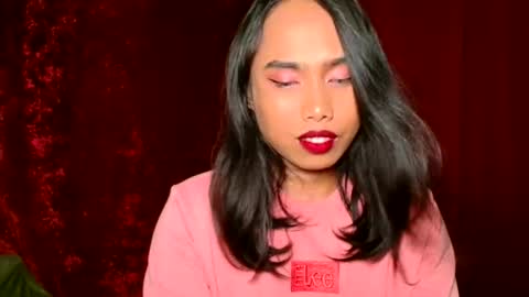 Eva online show from April 18, 1:26 pm