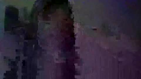 Snapshot of eve435731 chatting on March 4, 10:27 pm eve435731 online show from March 4, 10:27 pm