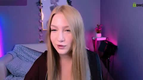 eve_grays online show from October 17, 7:27 pm