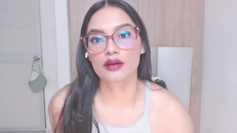 Snapshot of eve_rox18 chatting on June 24, 11:48 pm Eve Rox18 online show from June 24, 11:48 pm