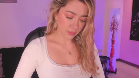 Eve  online show from December 3, 11:19 am