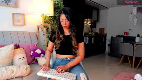 Snapshot of eveekendal_ chatting on September 24, 6:44 pm Eve online show from September 24, 6:44 pm