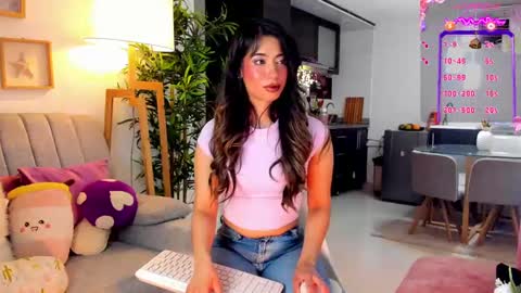 Snapshot of eveekendal_ chatting on October 8, 12:19 am Eve online show from October 8, 12:19 am