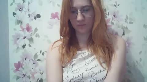 Snapshot of eveliina_shy chatting on March 19, 2:54 pm Evelina online show from March 19, 2:54 pm