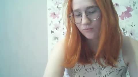 Snapshot of eveliina_shy chatting on March 26, 11:38 am Evelina online show from March 26, 11:38 am