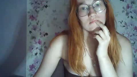 Snapshot of eveliina_shy chatting on July 21, 2:19 pm Evelina online show from July 21, 2:19 pm