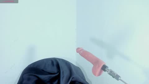 Snapshot of evelin_belen1 chatting on March 25, 12:11 pm evelin belen1 online show from March 25, 12:11 pm