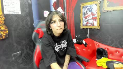 Snapshot of evelin_hellsing chatting on May 17, 3:04 am Evelin Hellsing online show from May 17, 3:04 am