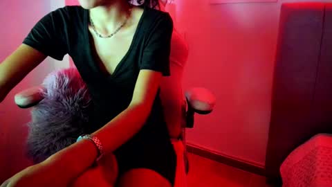 Evelin online show from November 30, 3:49 pm