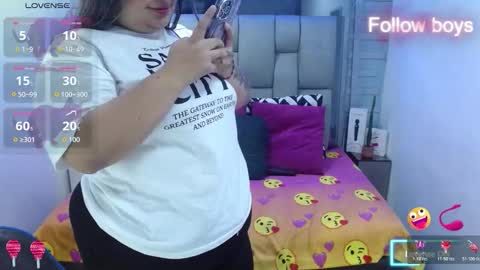 evelin zaens online show from February 24, 4:21 am