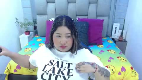 evelin zaens online show from March 8, 3:32 am