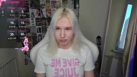 Evelina online show from February 26, 11:53 am