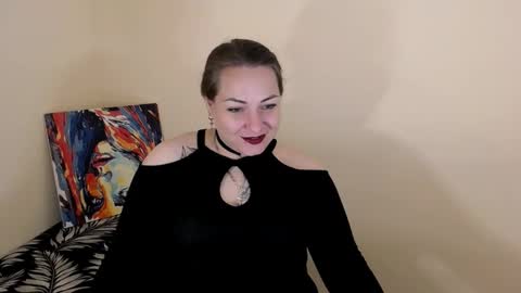 Snapshot of evelineli chatting on September 25, 8:01 pm Lydia online show from September 25, 8:01 pm