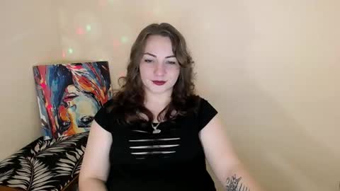 Snapshot of evelineli chatting on October 16, 8:32 pm Lydia online show from October 16, 8:32 pm