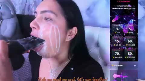 Snapshot of evelinn_belen chatting on July 13, 11:07 pm Evelinn belen online show from July 13, 11:07 pm