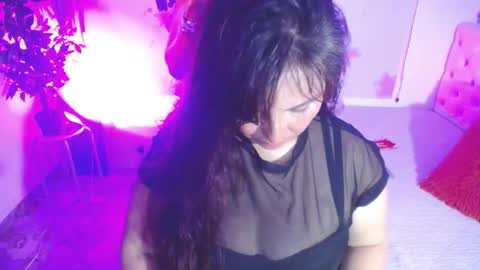 Juliana online show from October 16, 7:04 pm