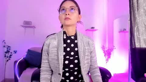 evelyn_miller___ online show from March 10, 7:41 pm