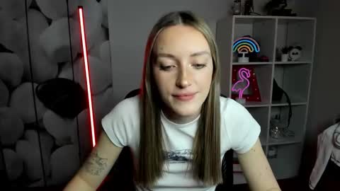 evelynblond online show from January 5, 5:27 pm