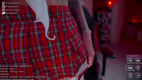 Evelyne online show from March 19, 8:57 pm