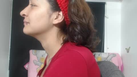 Evelyne online show from April 11, 3:11 am