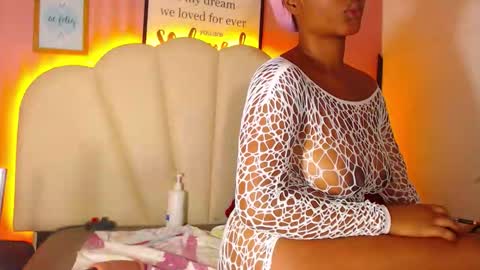 Saray online show from February 8, 5:05 pm