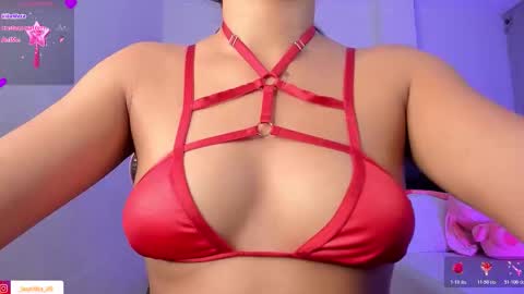 LAURA SOFIA  INDEPENDENT MODEL FOLLOW ME NOW ALMOST 10000 FOLLOWERS online show from February 7, 3:54 am