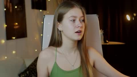 Snapshot of evemundie chatting on January 17, 12:43 pm Eve online show from January 17, 12:43 pm