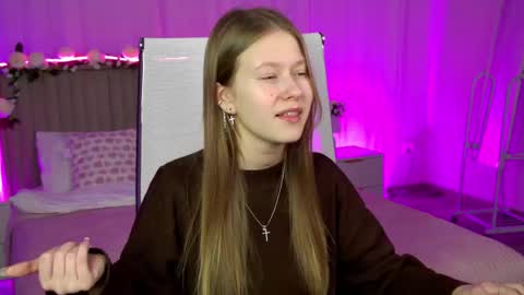 Snapshot of evemundie chatting on February 9, 9:46 am Eve online show from February 9, 9:46 am