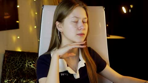 Snapshot of evemundie chatting on February 28, 9:21 am Eve online show from February 28, 9:21 am