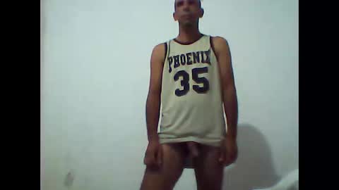 Snapshot of everaldosantos chatting on March 9, 10:47 pm everaldosantos online show from March 9, 10:47 pm