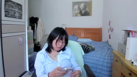Snapshot of everhigh chatting on March 15, 7:47 am Coco online show from March 15, 7:47 am