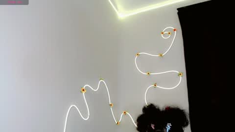everlin_01 online show from June 29, 7:03 pm