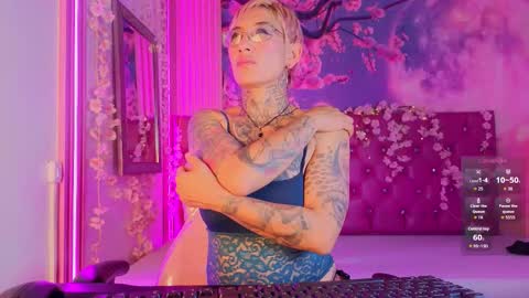 everlyn_sexx online show from March 17, 12:19 pm