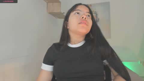 Snapshot of everyh chatting on December 29, 12:45 pm Sophia online show from December 29, 12:45 pm