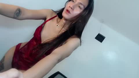 Snapshot of eves_candy chatting on January 18, 7:17 am Chloe mae online show from January 18, 7:17 am