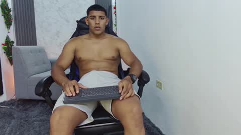 luis online show from September 27, 7:19 pm