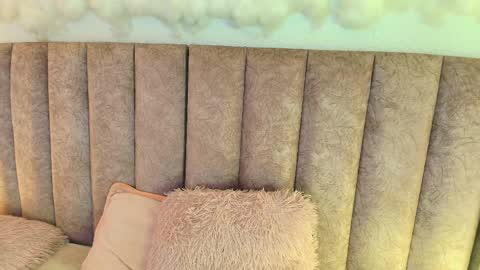 Evette online show from April 7, 12:22 am