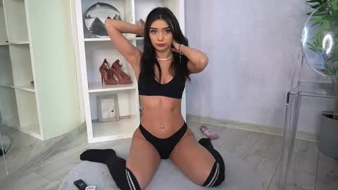 evewilder online show from January 13, 6:29 am