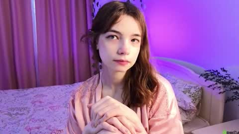 evi_brook online show from February 20, 1:44 pm