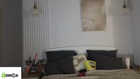 evi_woow online show from February 16, 9:11 pm