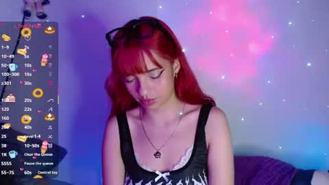 Snapshot of evie_cloud chatting on June 27, 5:56 am Evie Cloud online show from June 27, 5:56 am