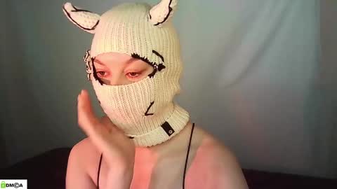 Renesme White Im here from Monday to Friday online show from May 7, 2:28 am
