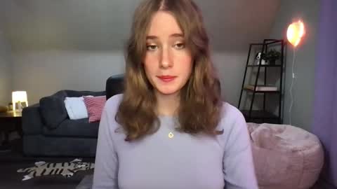 Evie3 online show from February 1, 12:18 am