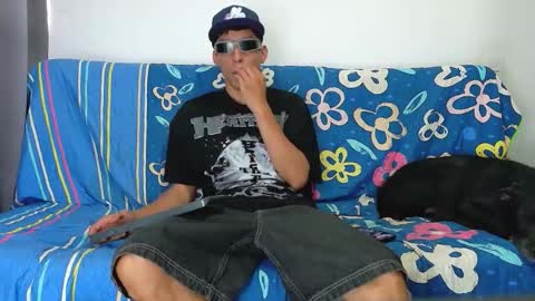 Snapshot of evil_boss1 chatting on May 19, 5:08 pm evil_boss1 online show from May 19, 5:08 pm