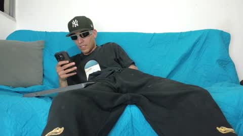 Snapshot of evil_boss1 chatting on June 27, 8:08 am evil_boss1 online show from June 27, 8:08 am