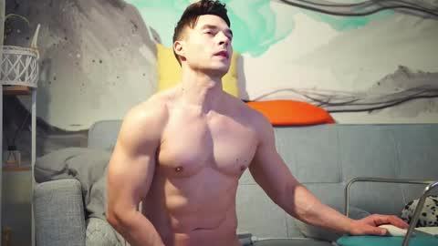 Snapshot of evildavil chatting on February 17, 1:36 am David online show from February 17, 1:36 am